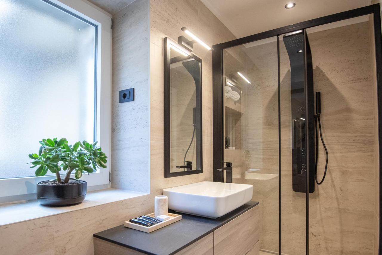 One&Only Luxury Apartment Zadar Buitenkant foto